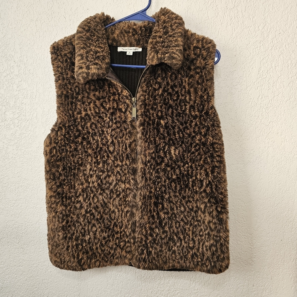 Mercer Street Studio, Leopard Print Faux Fur Vest size M